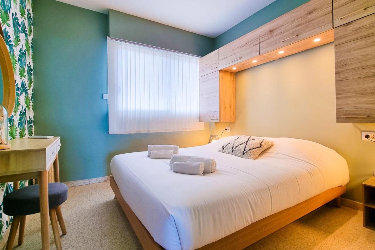 4 Guests With Access To The Beachfrejus * Fréjus