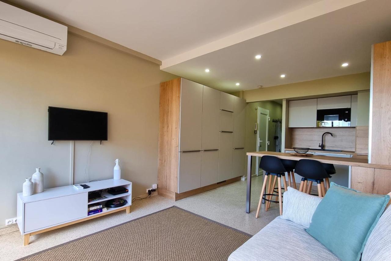 4 Guests With Access To The Beachfrejus Casa vacanze Fréjus